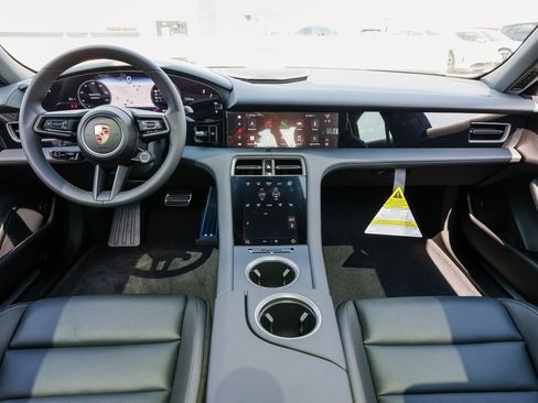 New 2025 Porsche Taycan image 25