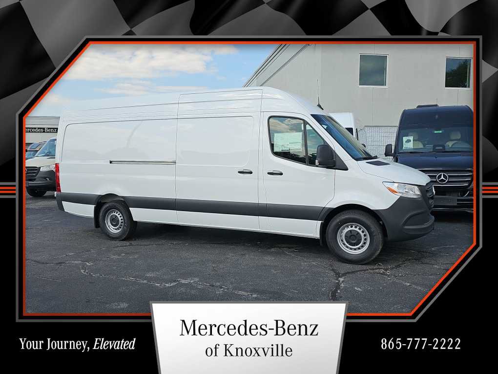 Used 2026 Mercedes-Benz Sprinter 2500 image 1