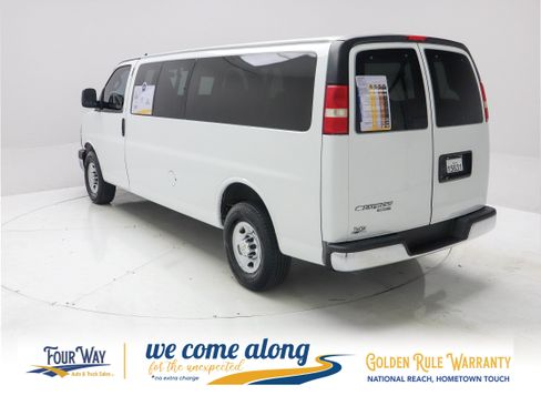 Used 2016 Chevrolet Express 3500 LT w/ LT Preferred Equipment Group RWD image 6