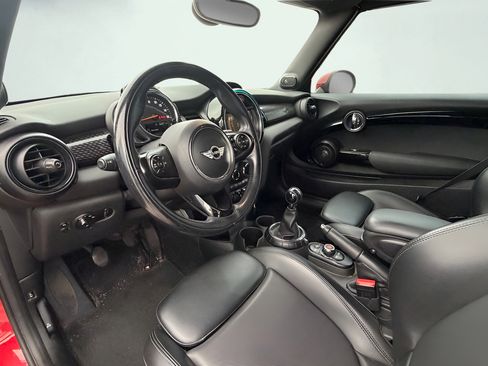 Used 2017 MINI Cooper S FWD image 3