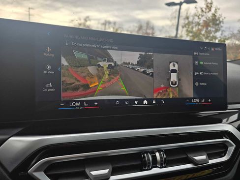 Used 2024 BMW i4 xDrive40i image 30