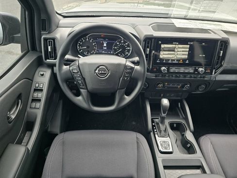 New 2026 Nissan Frontier SV AWD/4WD image 15