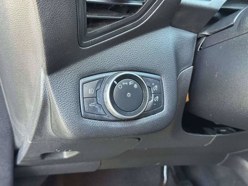 Used 2018 Ford Escape SE AWD/4WD image 10