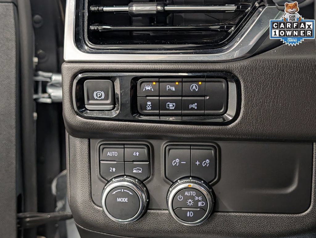 Used 2025 GMC Yukon Denali w/ Sun & Power Step Package AWD/4WD image 20