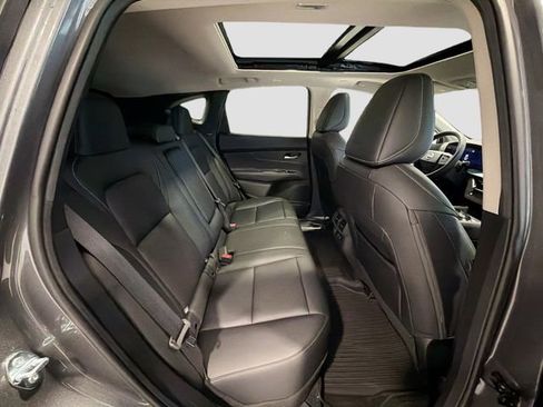 Used 2025 Nissan Murano SL image 25