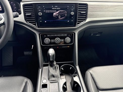 Used 2023 Volkswagen Atlas Cross Sport SE image 15