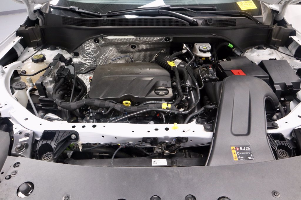Used 2025 Chevrolet Trax LS FWD image 16