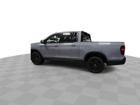 Used 2025 Honda Ridgeline Black Edition image 6