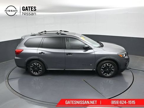Used 2020 Nissan Pathfinder SL AWD/4WD image 50