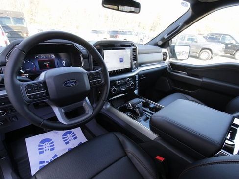 New 2025 Ford F150 Lariat w/ Equipment Group 501A Mid image 8