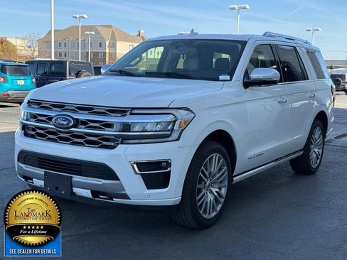 Used 2022 Ford Expedition Platinum image 5