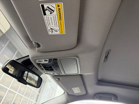 Used 2020 Honda Ridgeline RTL-E image 32