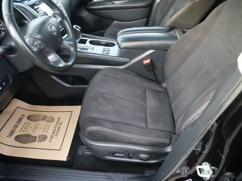 Used 2020 Nissan Murano SV image 10