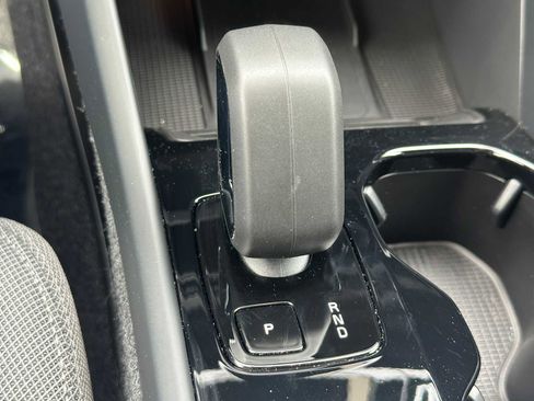 Used 2025 Volvo EX40 Core w/ Climate Package AWD/4WD image 28