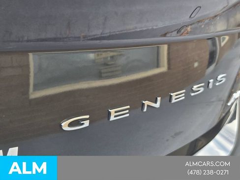 Used 2025 Genesis G70 2.5T AWD/4WD image 11
