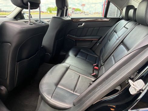 Used 2013 Mercedes-Benz E 350 Sedan image 24