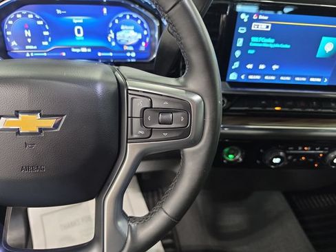 Used 2023 Chevrolet Silverado 1500 LT AWD/4WD image 17