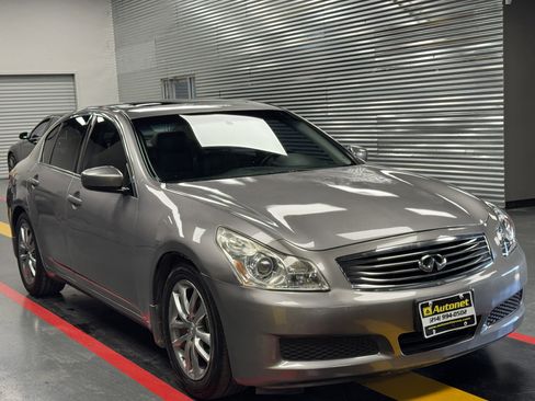 Used 2009 INFINITI G37 Journey w/ Premium Pkg image 7