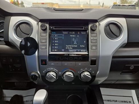 Used 2017 Toyota Tundra SR5 AWD/4WD image 24