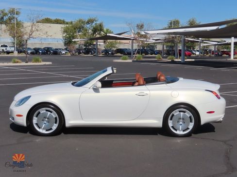 Used 2004 Lexus SC 430 Convertible image 8