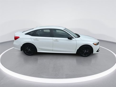 Used 2023 Honda Civic Sport image 17