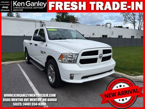 Used 2018 RAM 1500 Express w/ Express Value Package AWD/4WD image 1