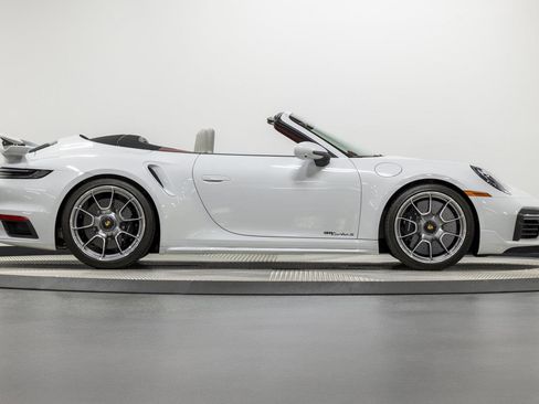 Used 2022 Porsche 911 Turbo S image 16