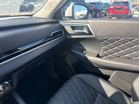 Used 2024 Mitsubishi Outlander SEL AWD/4WD image 26