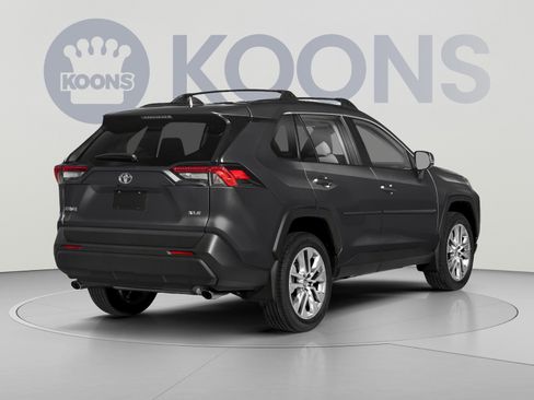 Used 2023 Toyota RAV4 XLE w/ Convenience Package AWD/4WD image 2