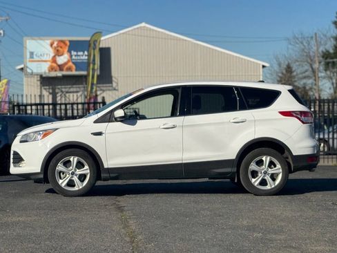 Used 2014 Ford Escape SE image 18