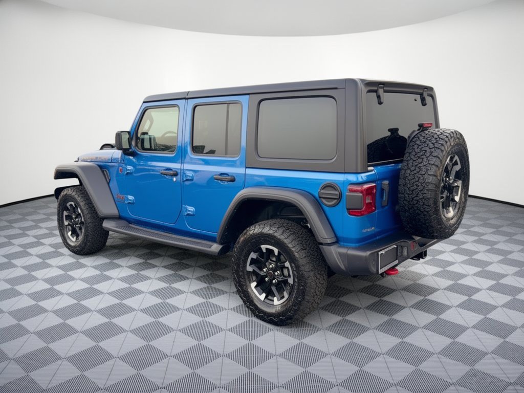 Used 2024 Jeep Wrangler Unlimited Rubicon w/ Technology Group AWD/4WD image 3