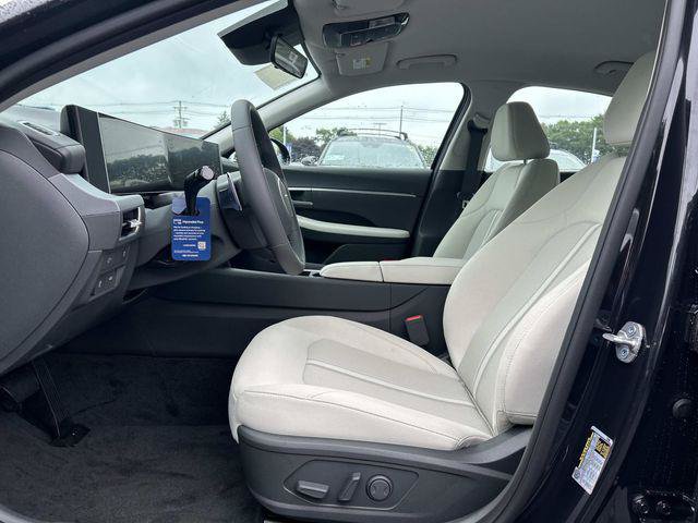New 2026 Hyundai Sonata SEL FWD image 7