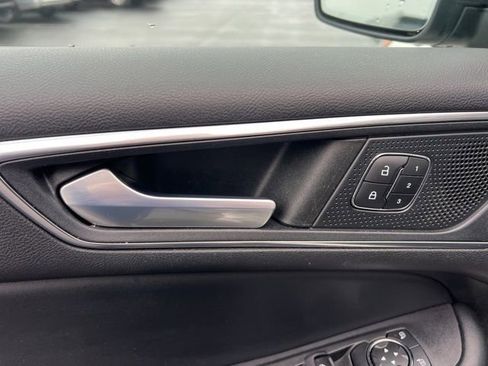 Used 2022 Ford Edge ST w/ Equipment Group 401A image 29