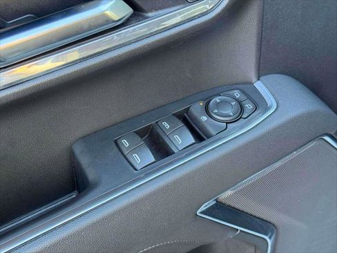 Used 2025 Chevrolet Silverado 1500 LT image 15