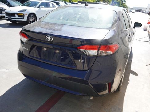 Used 2020 Toyota Corolla LE FWD image 5