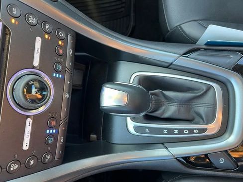 Used 2016 Ford Fusion Titanium image 32