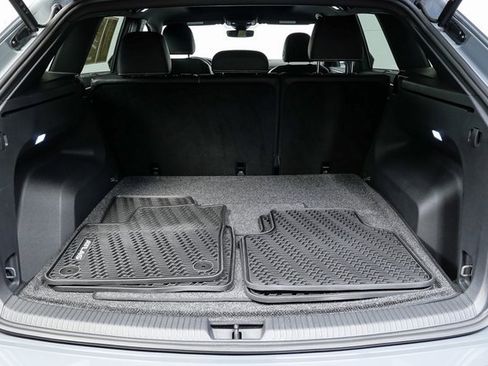 Certified 2025 Volkswagen Atlas Cross Sport SEL image 29