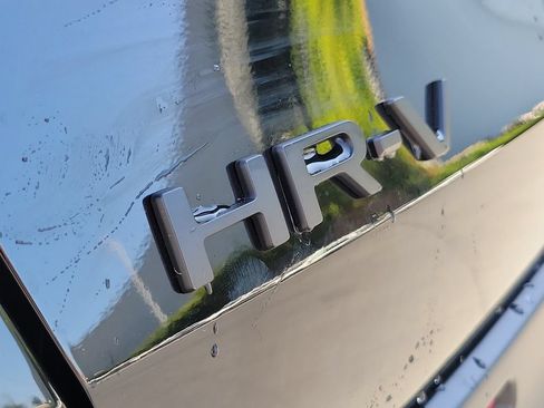 Used 2027 Honda HR-V Sport image 8