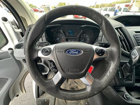 Used 2018 Ford Transit 150 XL image 12