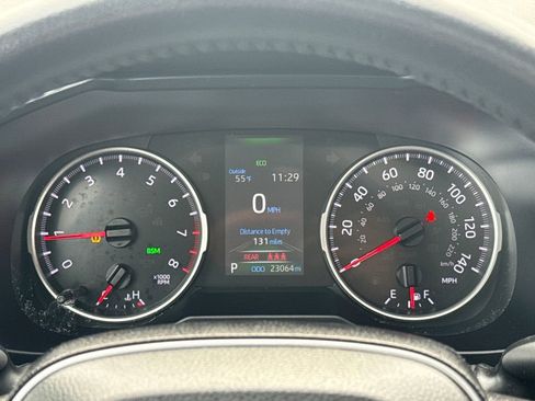 Used 2022 Toyota RAV4 XLE image 17