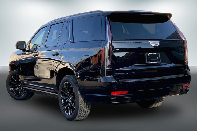 Used 2023 Cadillac Escalade Sport w/ LPO, ONYX Package AWD/4WD image 10