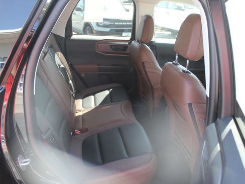 New 2026 Ford Bronco Sport Outer Banks AWD/4WD image 15