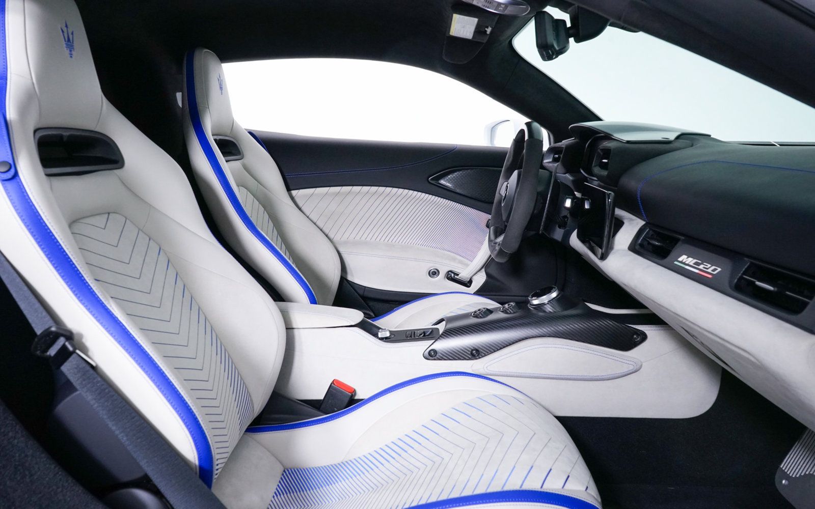 Used 2023 Maserati MC20 Coupe RWD image 28