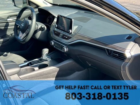 Used 2025 Nissan Altima 2.5 SV image 26