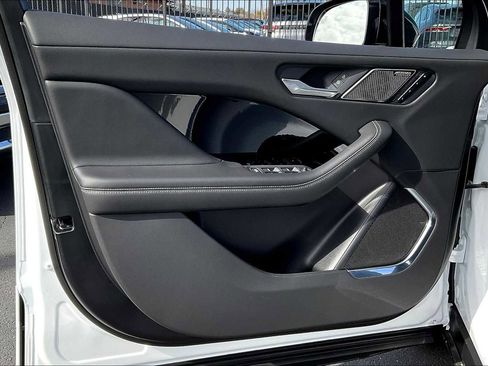 New 2024 Jaguar I-PACE R-Dynamic HSE image 23