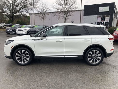 Certified 2022 Lincoln Corsair Reserve w/ Elements Package image 8