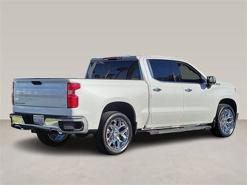 Used 2022 Chevrolet Silverado 1500 LTZ image 5