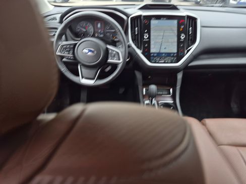 Used 2023 Subaru Ascent Touring AWD/4WD image 28