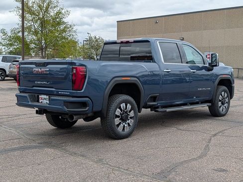 New 2026 GMC Sierra 3500 Denali w/ Denali Reserve Package AWD/4WD image 17