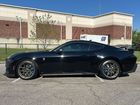 Used 2025 Ford Mustang Dark Horse w/ Dark Horse Handlin Package image 2